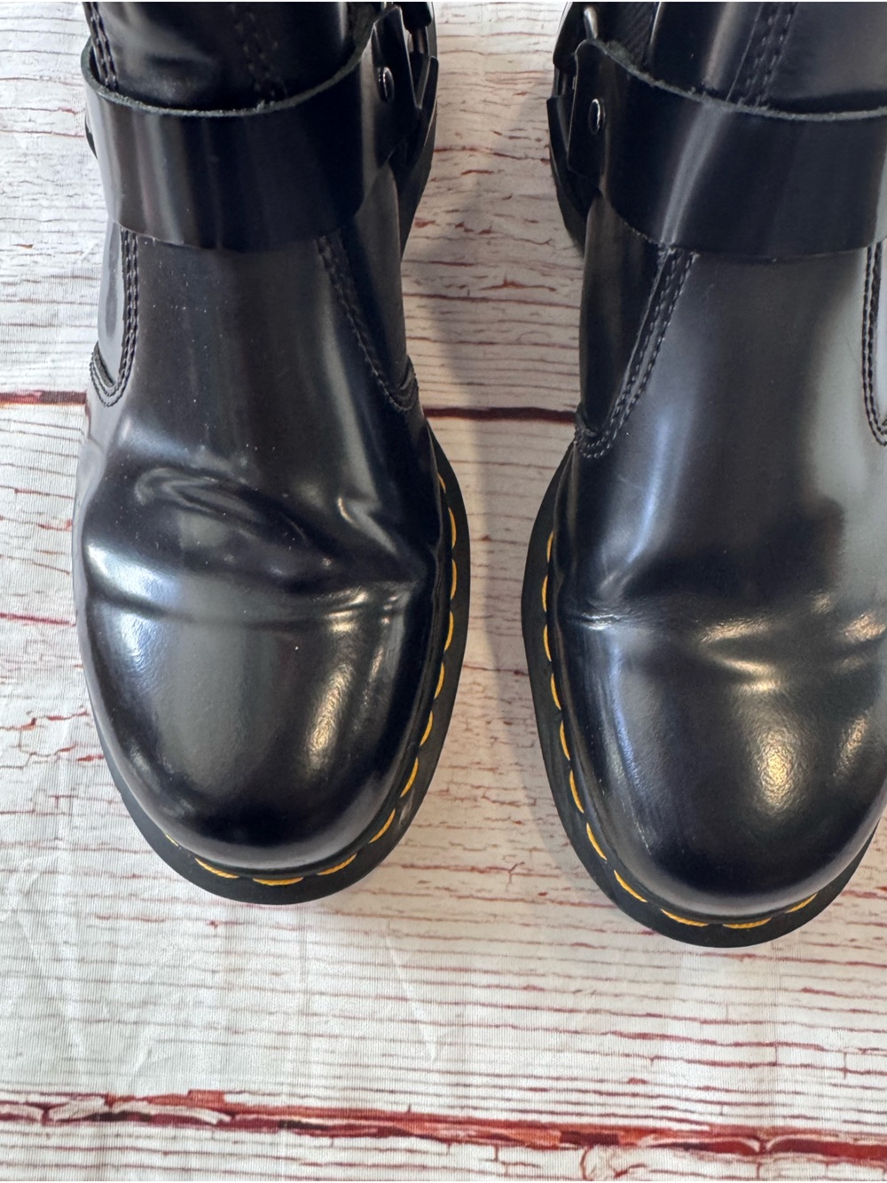 Dr Martens Wincox Smooth Leather Buckle Boots in Black Sz 10 Ladies (Sz 9 Men) - Picture 4 of 16